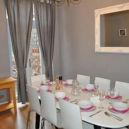 Holiday home Beautiful Large Victorian Waterfront House Bristol