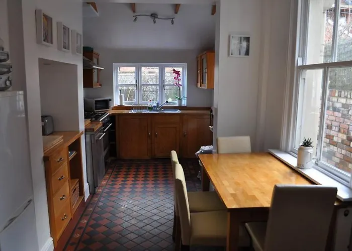 Beautiful Large Victorian Waterfront House