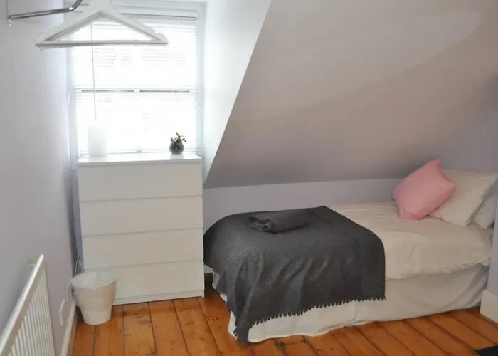 Beautiful Large Victorian Waterfront House