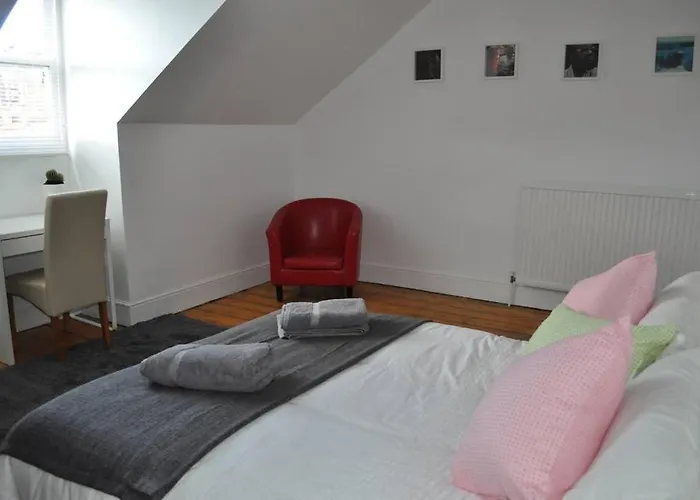 Holiday home Beautiful Large Victorian Waterfront House *