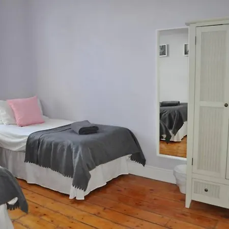 Beautiful Large Victorian Waterfront House *